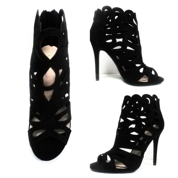 NEW! CUTE! Black Suede Heels! - Picture 6 of 6